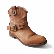 Bourbon Amy Huberman Scent of